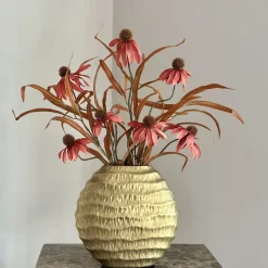 gouden vaas mer oranje bruin kunstboeket