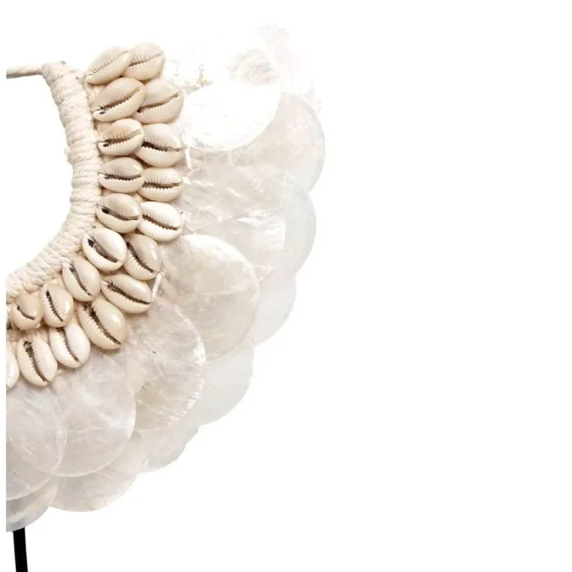 J37 kleine schelp ketting ornament op voet