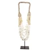 J38 schelp ketting ornament op voet standaard