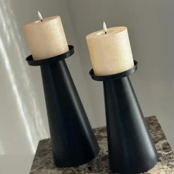 Kandelaar set 2 zwart met beige led kaarsen