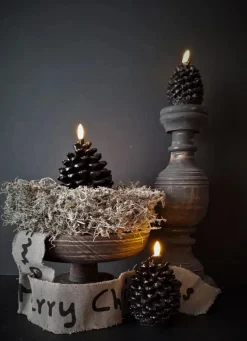 LED dennenappel kaars Countryfield zwart M