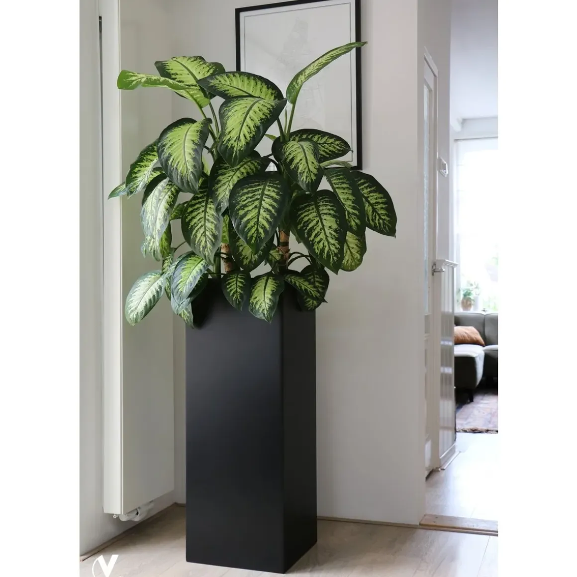 Mont Blanc matte black zwart luxe vaas of zuil L35 x B35 x H80cm