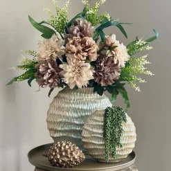 Parelmoer vaas met zijden bloem boeket nude