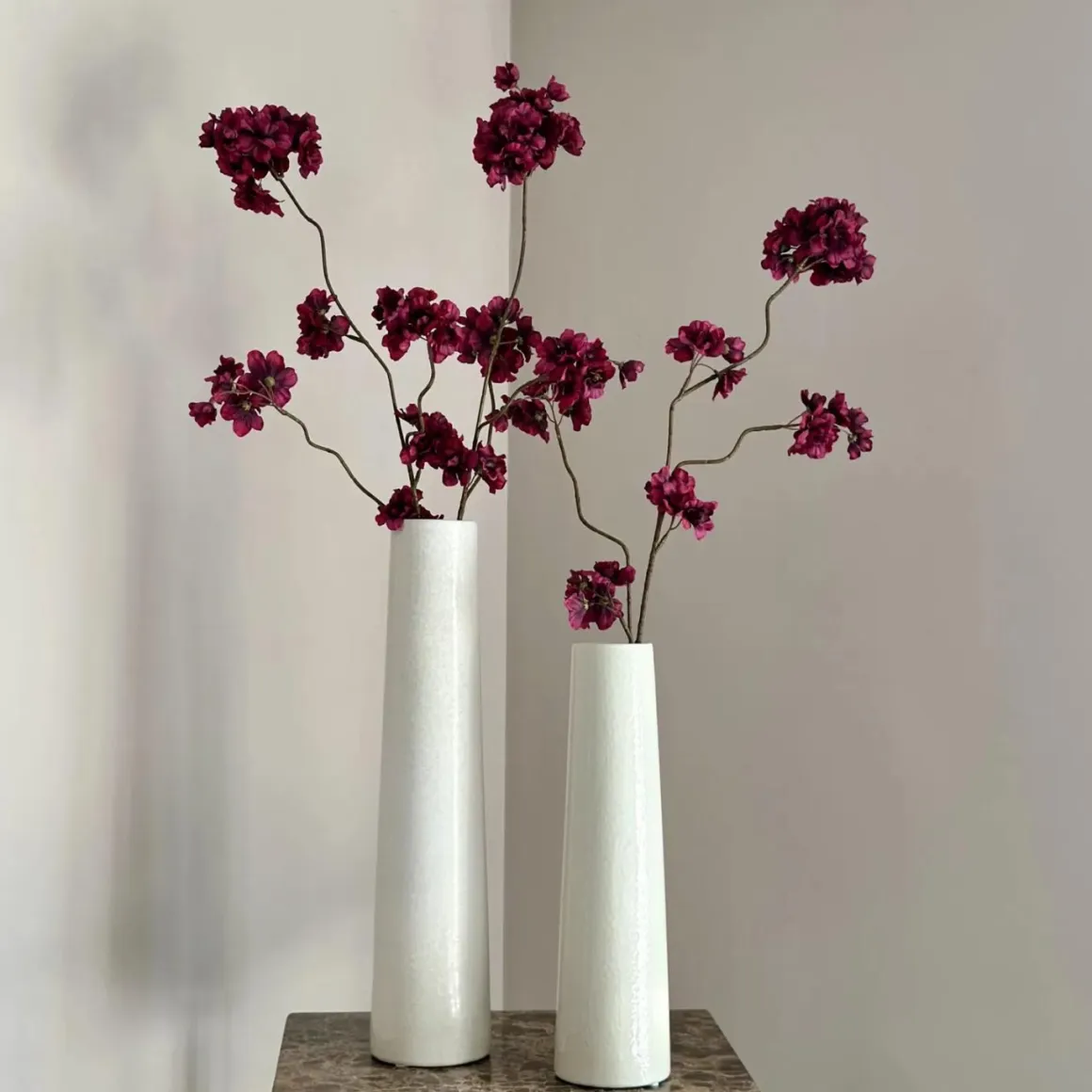 Vensterbank decoratie set japandi beige + bloesemtakken aubergine