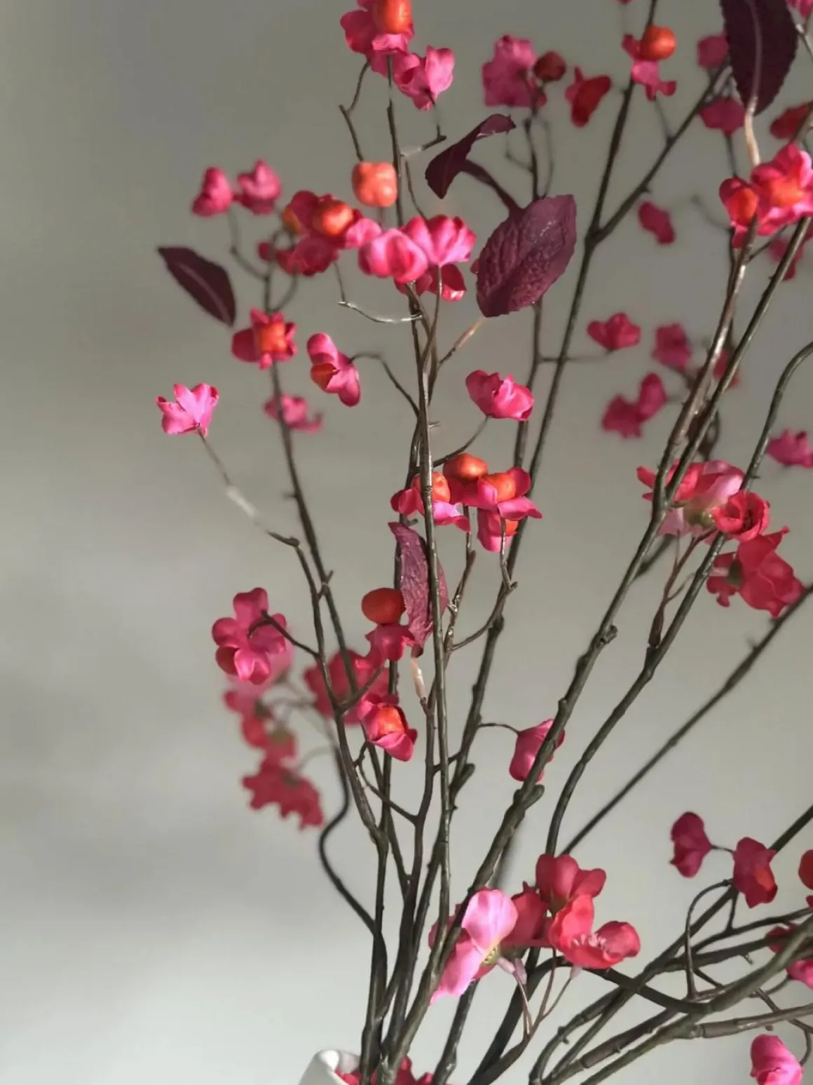 Zijden bloemen Kardinaalsmuts spray fuchsia/orange – 90cm